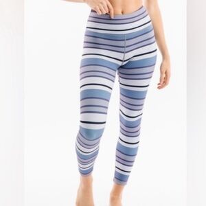 Zyia leggings